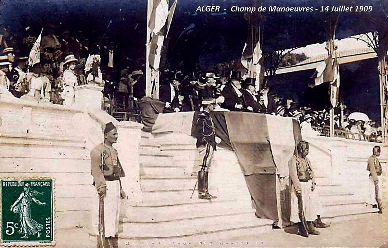Alger - Revue des Troupes - 14 Juillet 1909.jpg